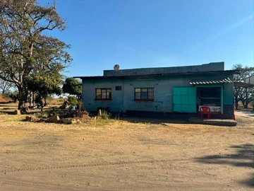 Commercial & Industrial Land