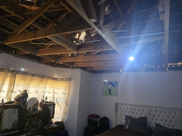 6 Bedroom House
