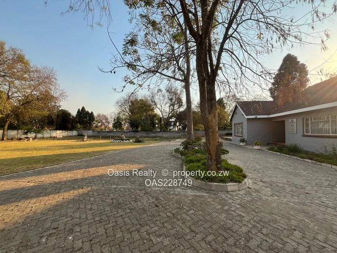 Offices For Rent with walking distance to Highland Park Shopping Mall