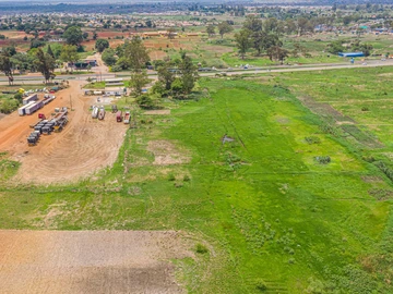 Commercial & Industrial Land