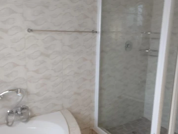3 Bedroom Garden Flat