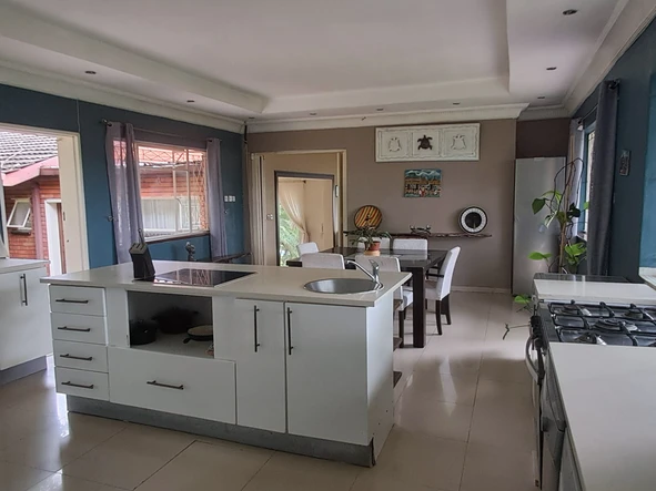 5 Bedroom House