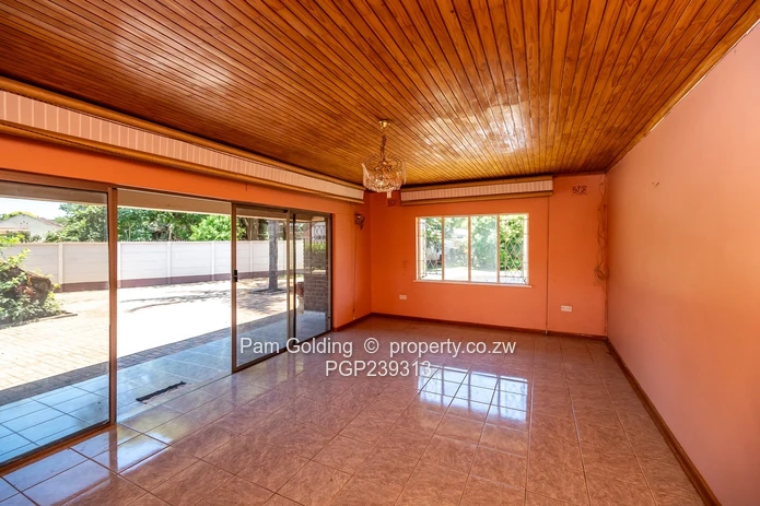 3 Bedroom House For Sale In Avonlea  (Sole Mandate)