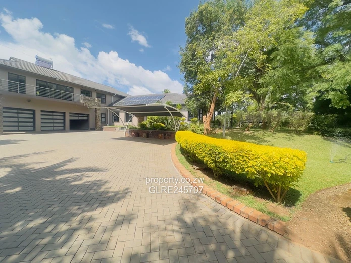 Spacious 6-Bed Glen Lorne Home with Pool, Garden & Borehole