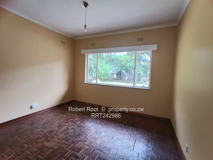 3 bed family home in Avondale West
