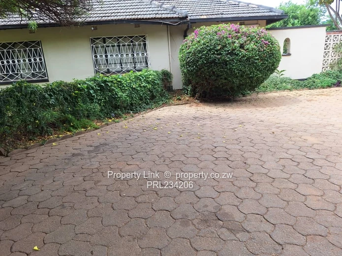 4bed, 2bath House For Sale In Marlborough