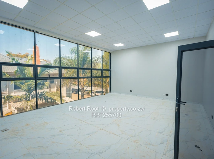 Prime commercial space in Avondale