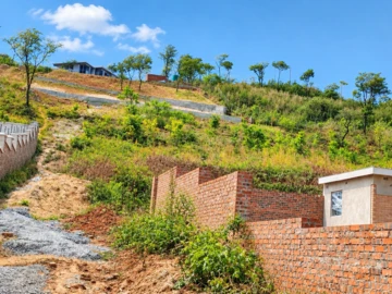 Stands & Residential Land