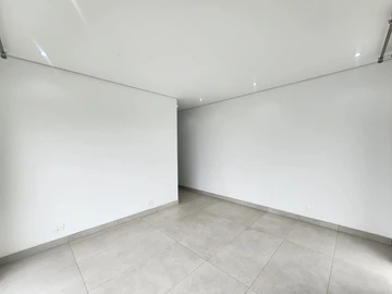 4 Bedroom Garden Flat