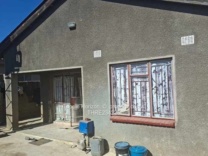Chitungwiza house for sale  (Sole Mandate)