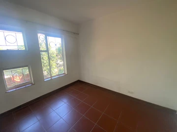 3 Bedroom Garden Flat