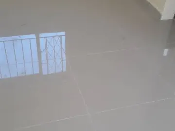 3 Bedroom Flat & Apartment