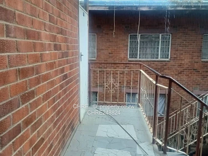 Ruwa Flat To Let