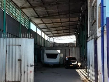 Warehouse & Factory