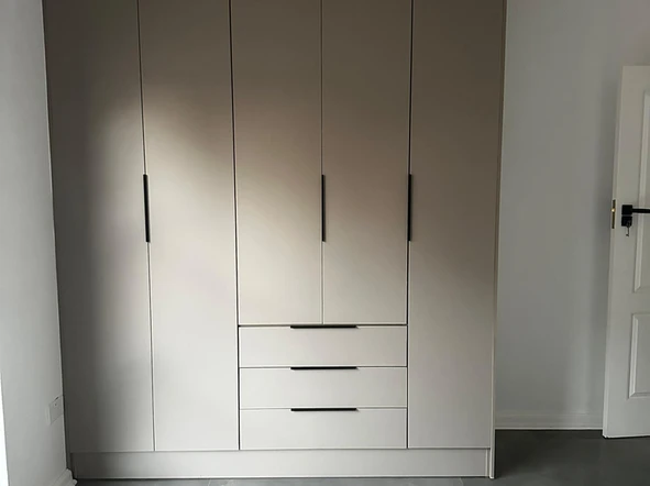3 Bedroom Garden Flat