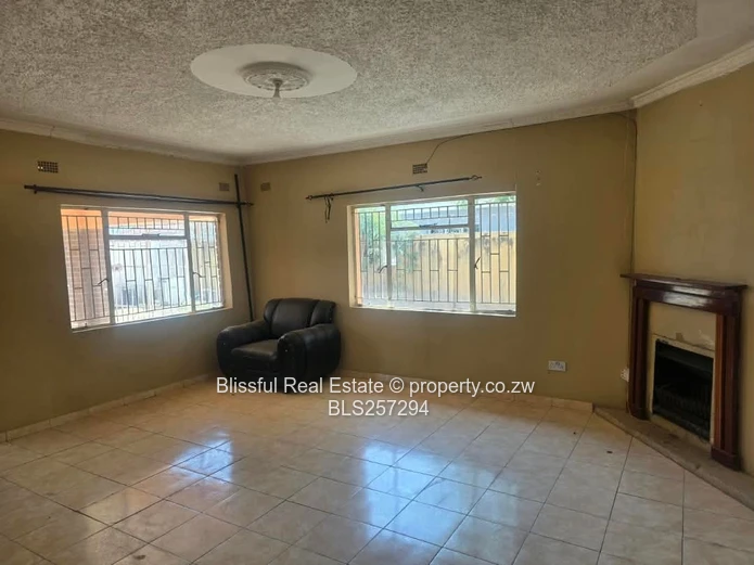 3 Bedroom house for rent in Zimre park