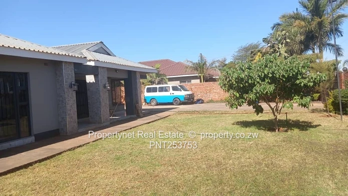 Solid neat family home!!!