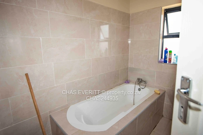 3 bedroom garden flat for sale in Marlborough 