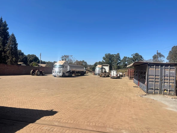 Commercial & Industrial Land