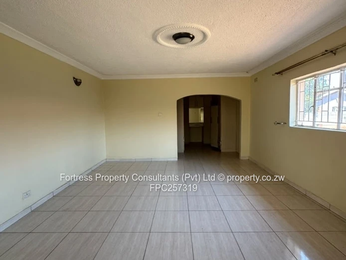5-Bed House for Rent in Westgate