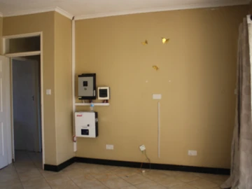 2 Bedroom Flat & Apartment