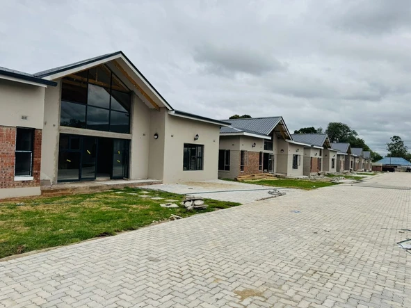 28 Unit Townhouse Complex