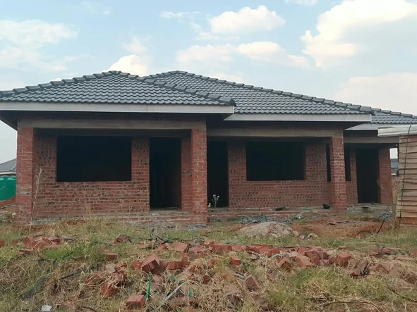 5 Bedroom House