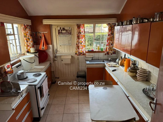 Mabelreign sitting on 925sqm with clean title deed 