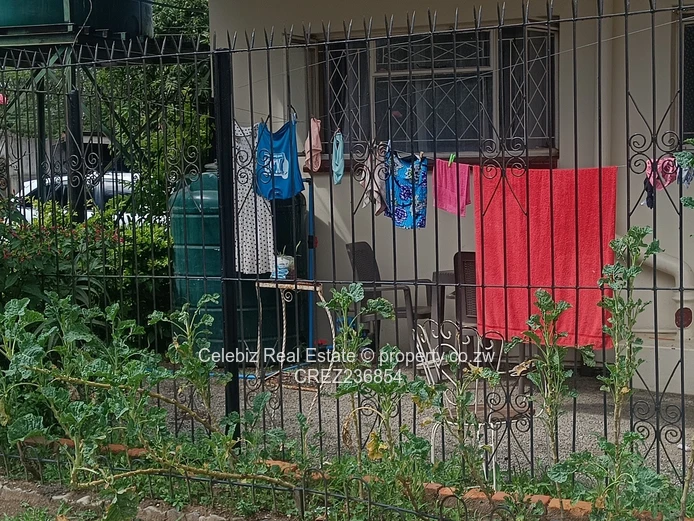 Chadcombe garden flat to rent