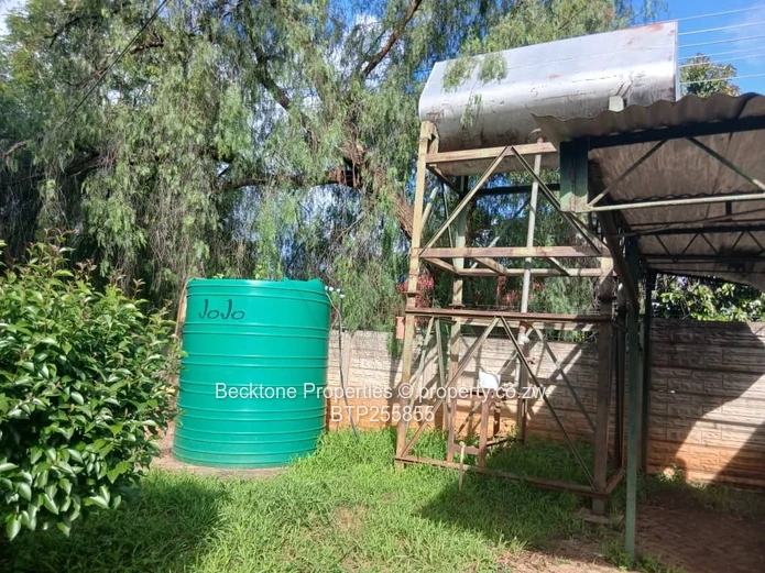 Kumalo 4-Bed House on 2500m² with Pool & Borehole