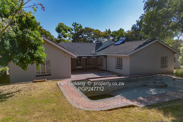 4 bedroomed house to let  ,Folyjon Crescent Glen Lorne