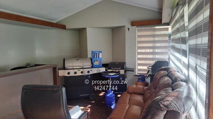Hillside 3 bedroom house to rent as offices 