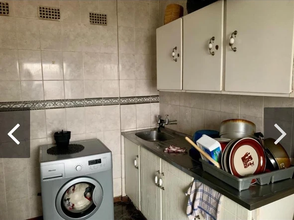 2 Bedroom Flat & Apartment