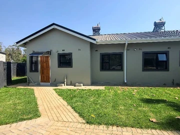 2 Bedroom Garden Flat