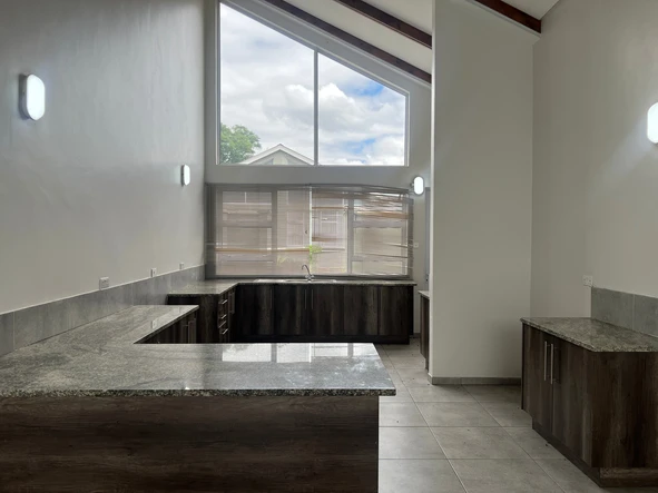 3 Bedroom Garden Flat