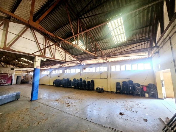 Warehouse & Factory