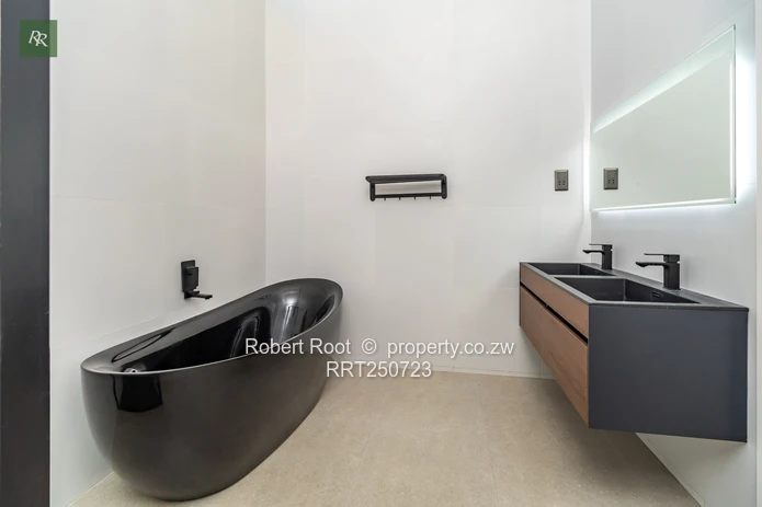 4 bed Modern townhouse in Mount Pleasant