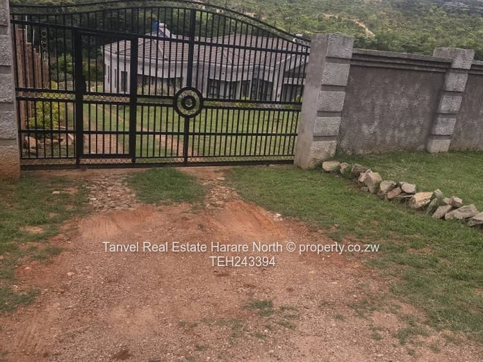 CARRICK CREAGH HOUSE FOR SALE.  6 beds 2 with ensuites  Spacious fitted kitchen  3 lounges  Dining  