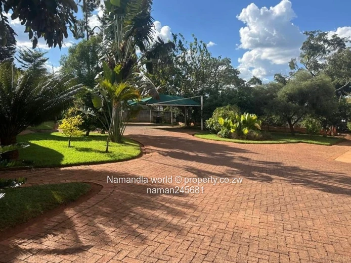 Mandara massive property to rent 