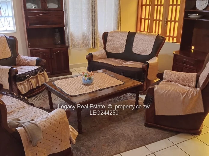 Gated Folyjon Glen Lorne 4-Bed Home with Pool & Garden