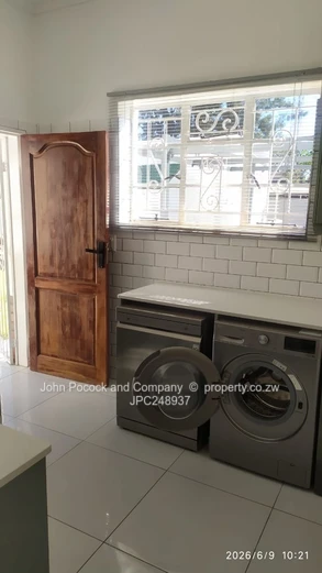 Move In Ready and Fully furnished!- Your New Home Awaits (Sole Mandate)