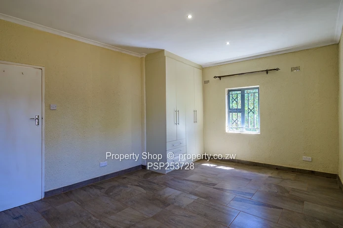 Prime Business Space To Let