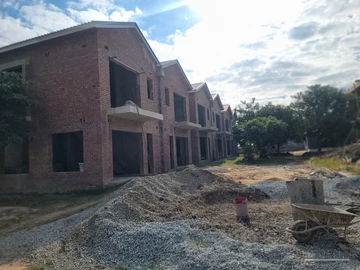 3 Bedroom Flat & Apartment