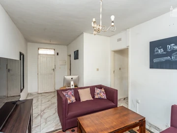 Flat & Apartment