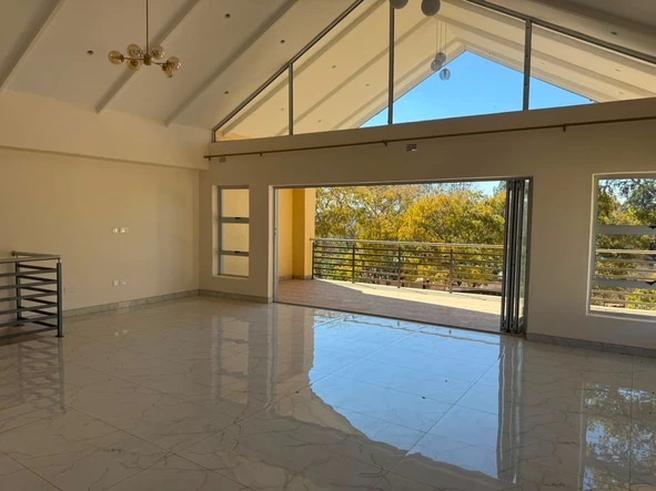 3 Bedroom Flat & Apartment