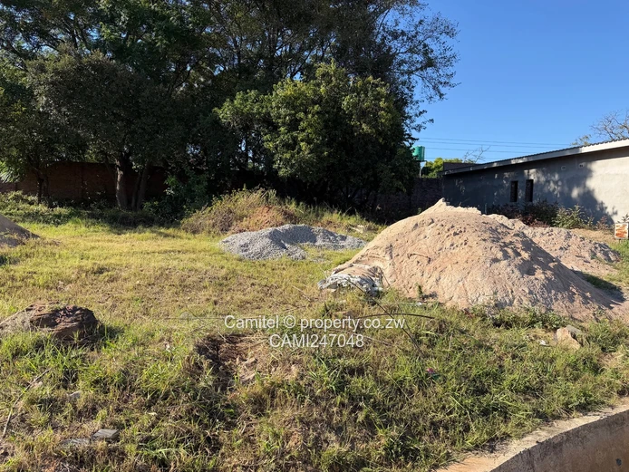 Fully Serviced 784m² Stand with Deeds in Secure gated community in Greendale North