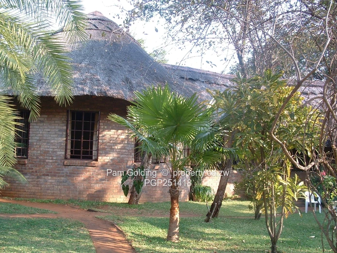 Charming Family Home In Victoria Falls Town (Sole Mandate)