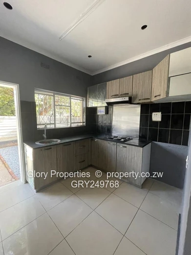 Chadcombe Flat To Let  (Sole Mandate)