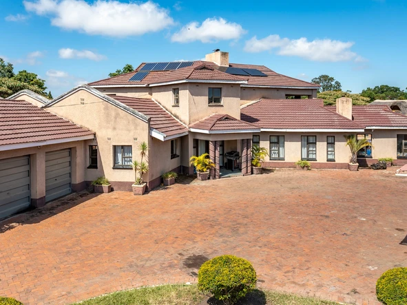 5 Bedroom House