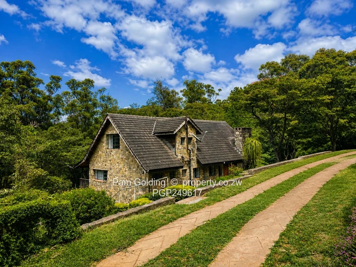 Stone-Clad Family Home With Cottage For Sale In Chimanimani